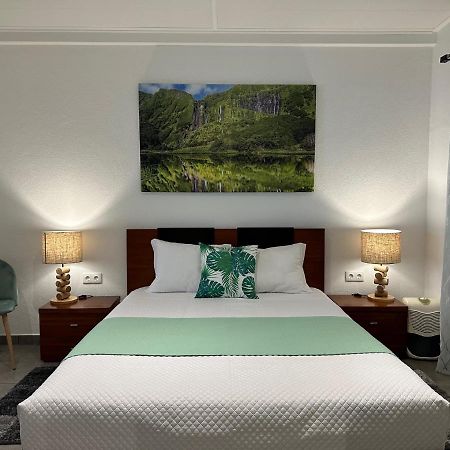 Paradise Apartments I Santa Cruz das Flores Esterno foto